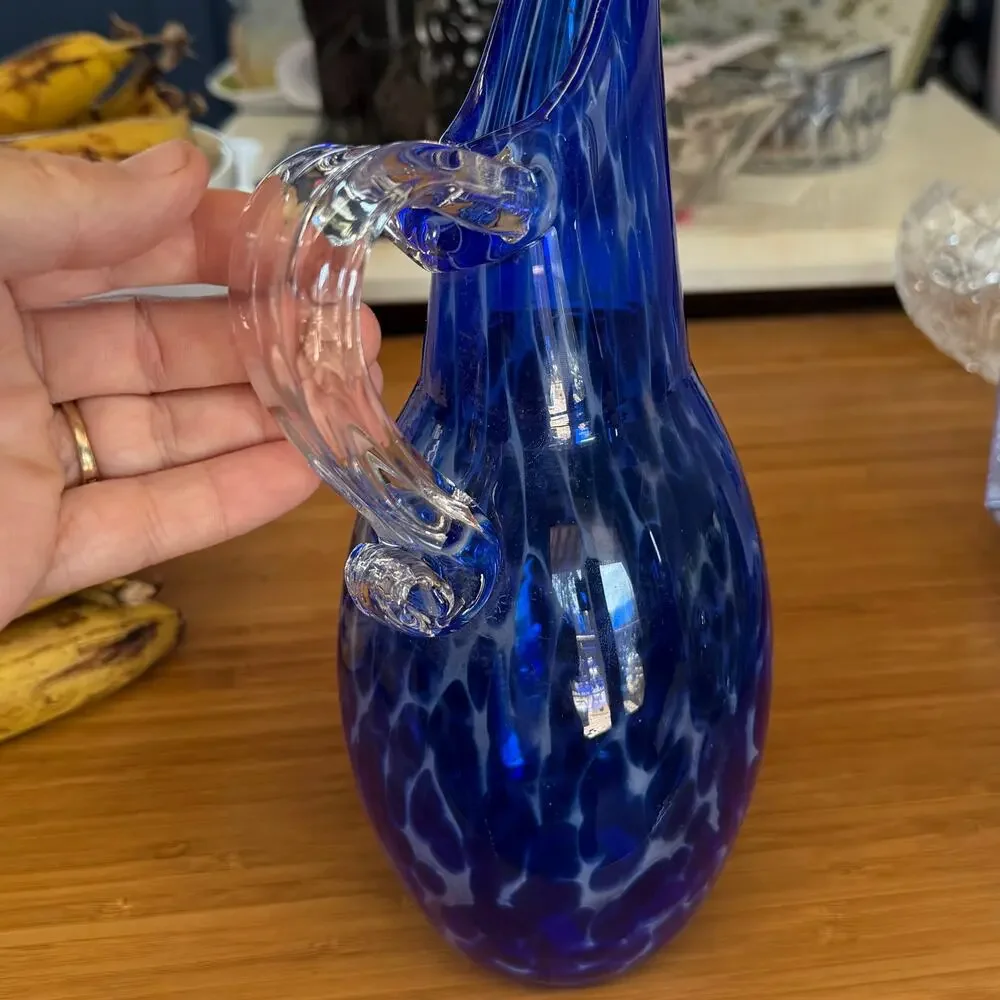 Unknown cobalt blue